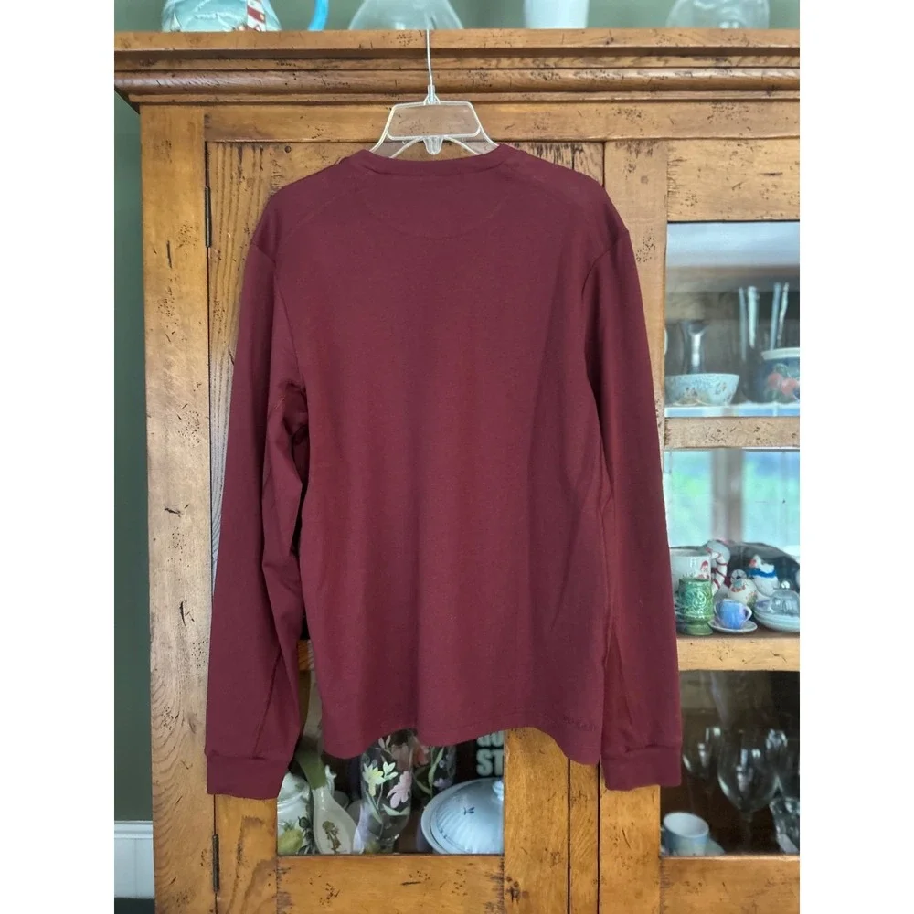 Nike Men's Dri-FIT Sz M  Primary Versatile Fitness  Top Maroon Red